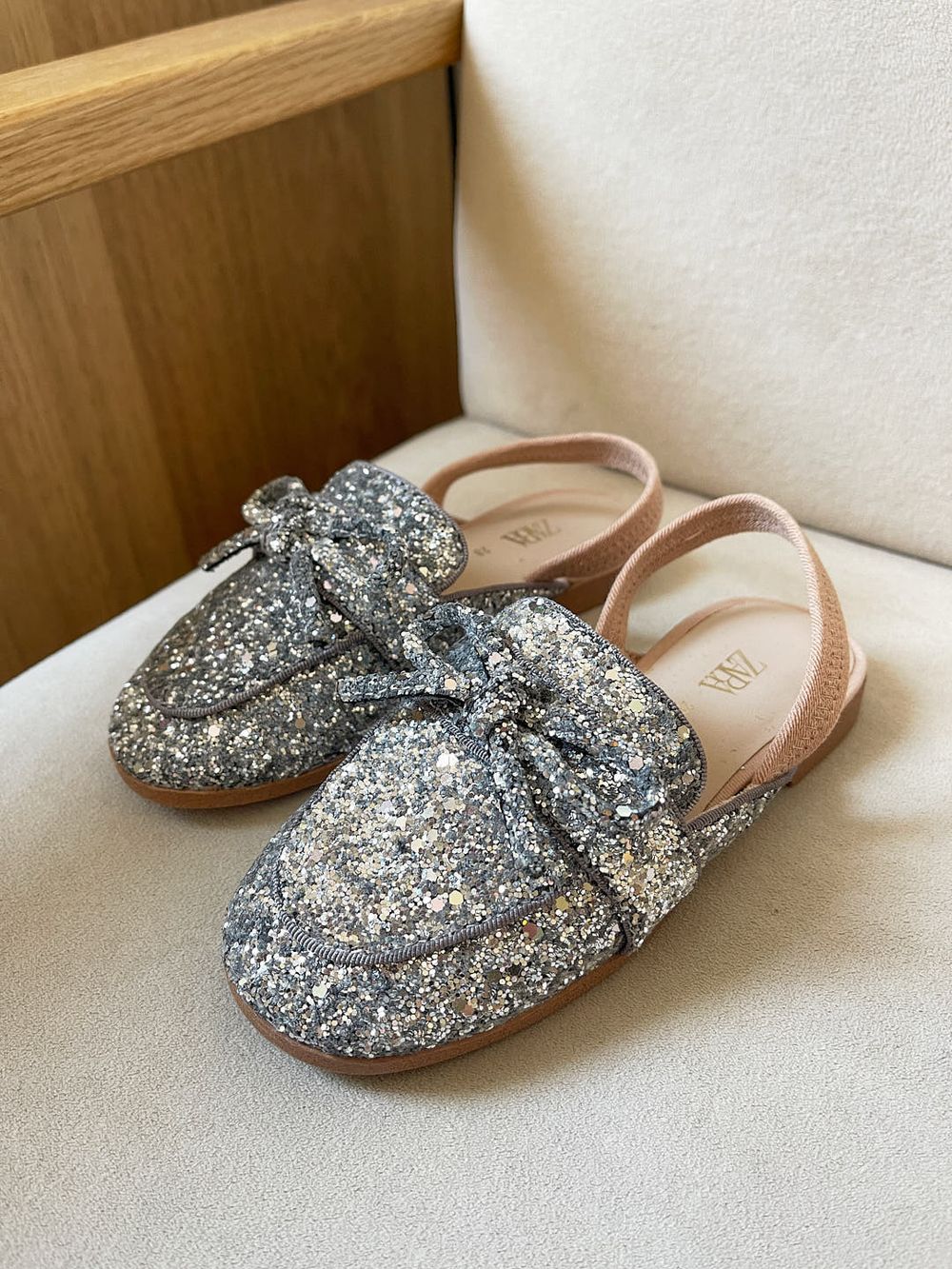 Босоножки Zara