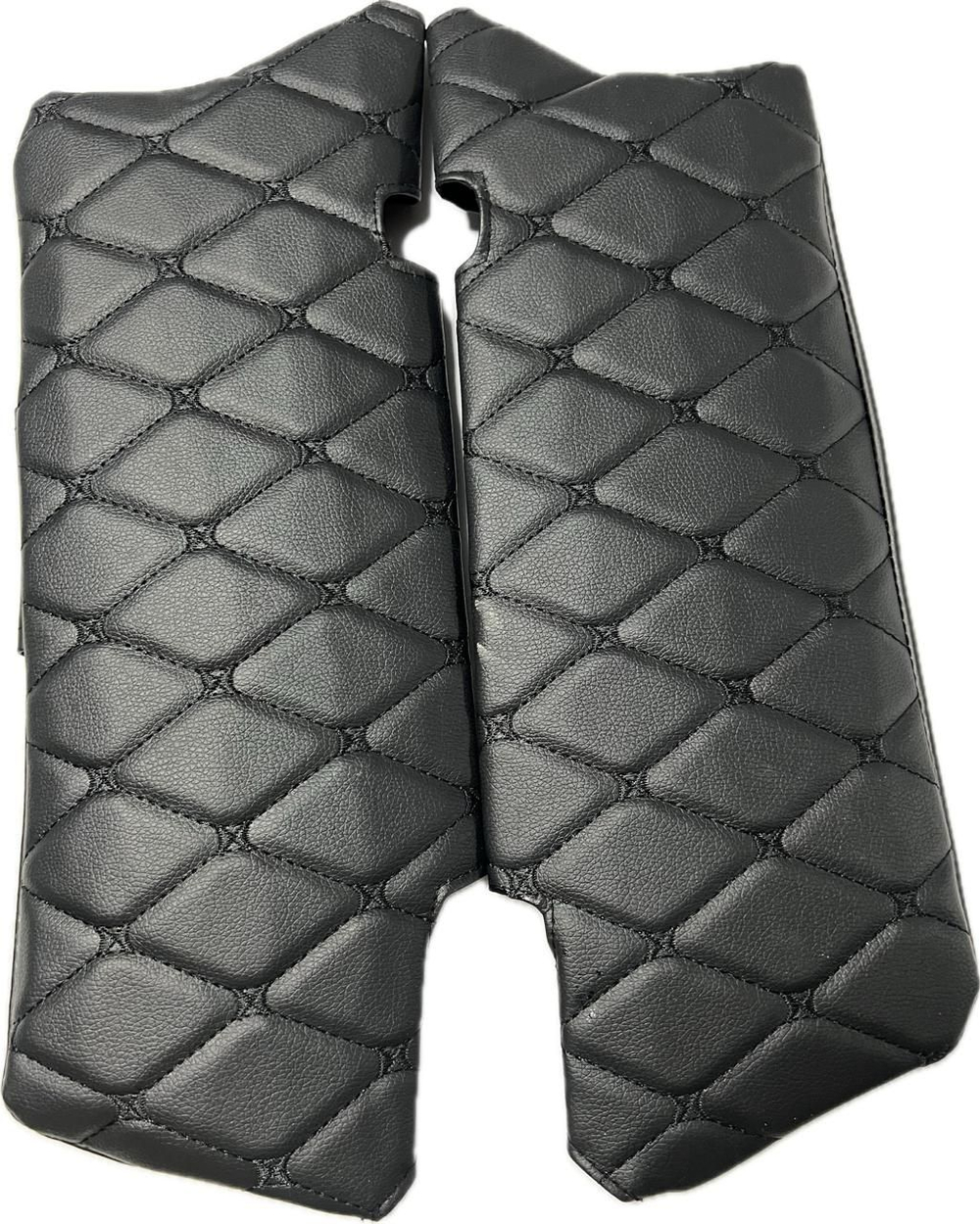 Чехлы на козырьки ВАЗ 2110, 2111, 2112 (чёрная нить Бабочка)