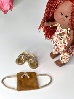 Кукла Nines виниловая 23см Little Mia (3158K)