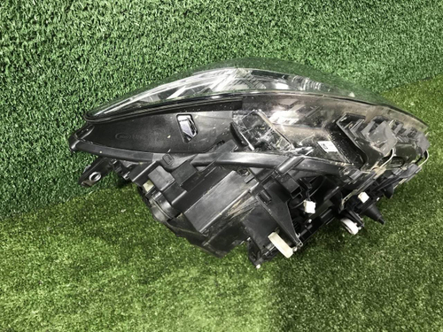 Фара правая BMW 7er G11 G12 (2015-2019) Laser Light (в пленке)