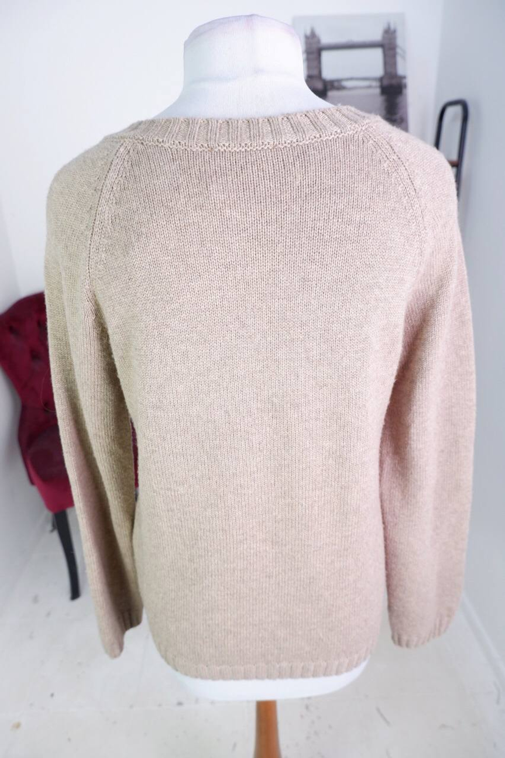 Джемпер Mood для базового гардероба, маркировка S, визуально на 44 размер