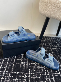 Chanel Slide