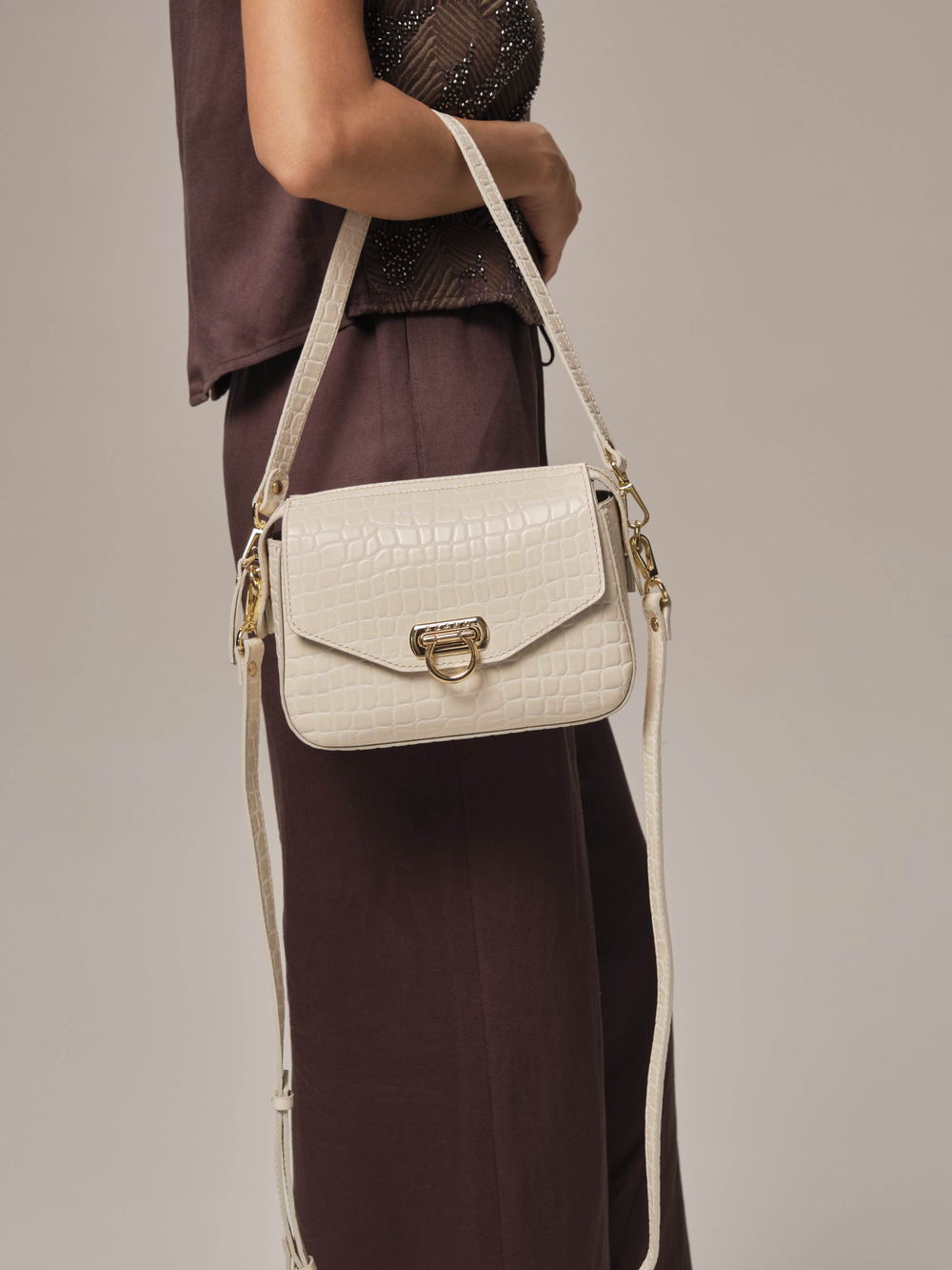 Женская сумка кросс-боди Azaro бежевый лен/мороко