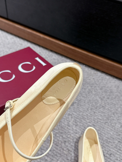 Gucci Shoes
