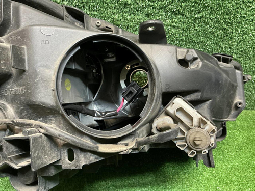 Фара левая Lexus NX (2014-2017) LED