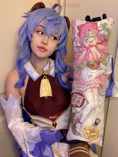 Мини дакимакура Мицури Канроджи из Клинок, рассекающий демонов арт. M0439, 60х20 см