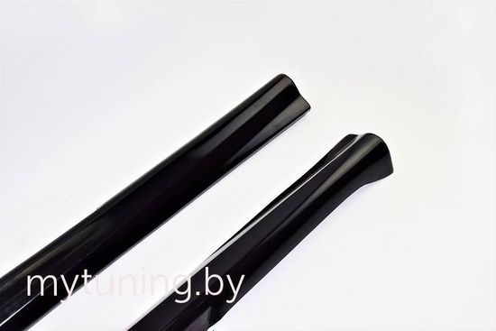 Накладки на пороги V.5 для VW Golf 6 2008-2016