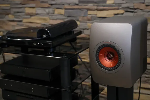 KEF LS50 Wireless II Titanium Grey
