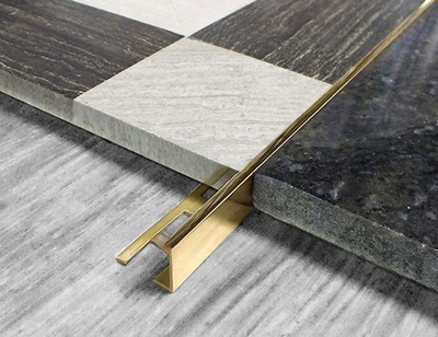 Латунный шлифованный Г-образный напольный соединительный профиль TRB