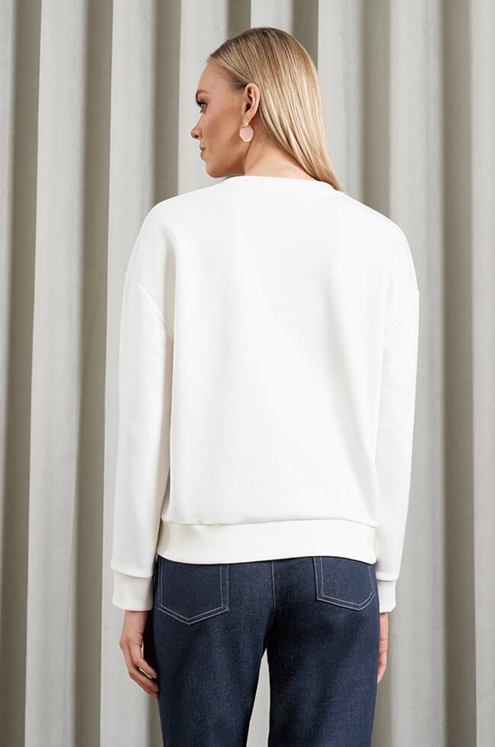 22940 Джемпер женский (молочный)