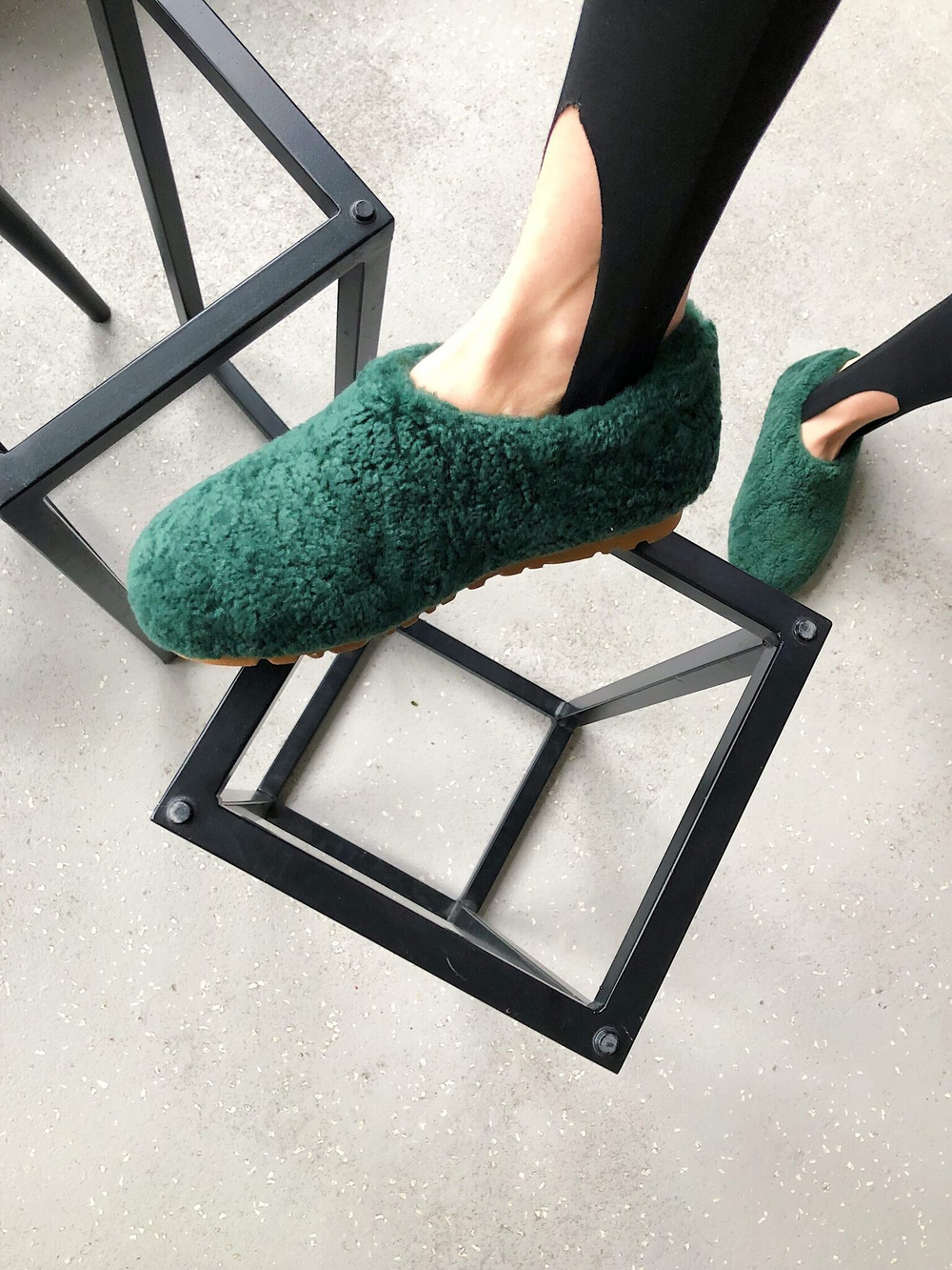 Слипперы из натуральной овчины FEB - 005 green