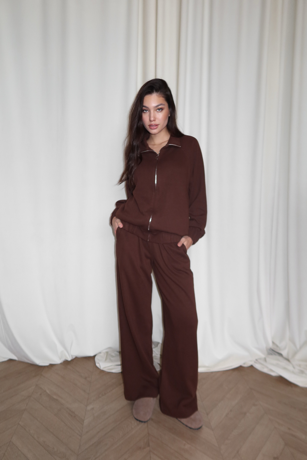 Комплект трикотажный, кардиган на молнии и брюки