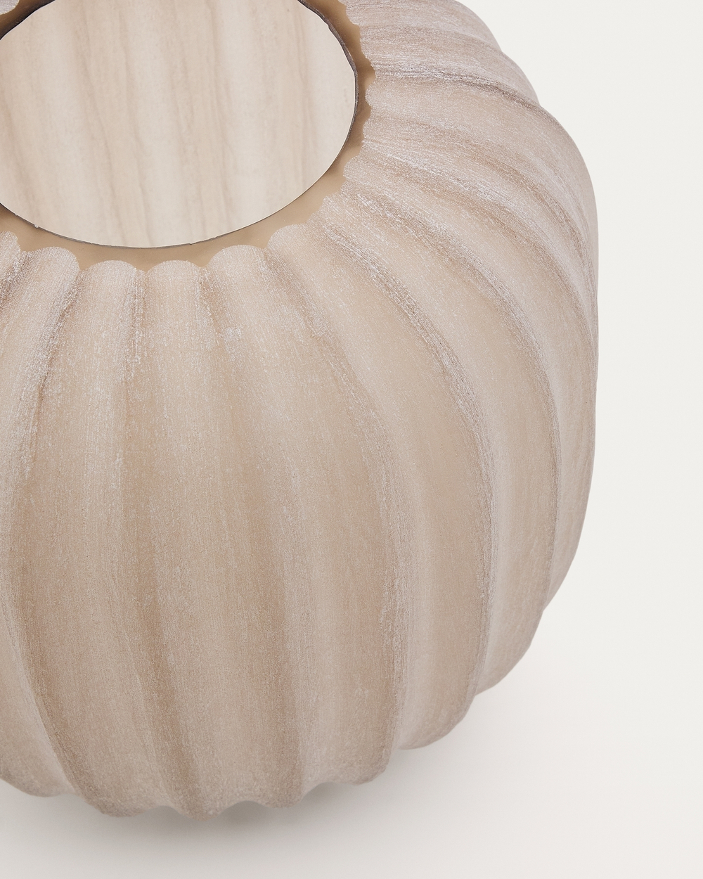 Ваза Lumia из стекла бежевого цвета  27см