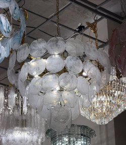 Люстры из художественного стекла