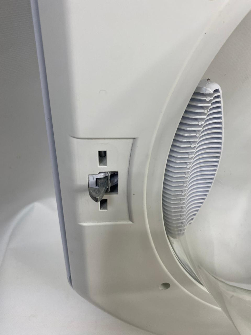9 Люк в сборе к стиральным машинам Ariston C00266112 б/у