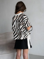 Костюм в садик, футболка и юбка