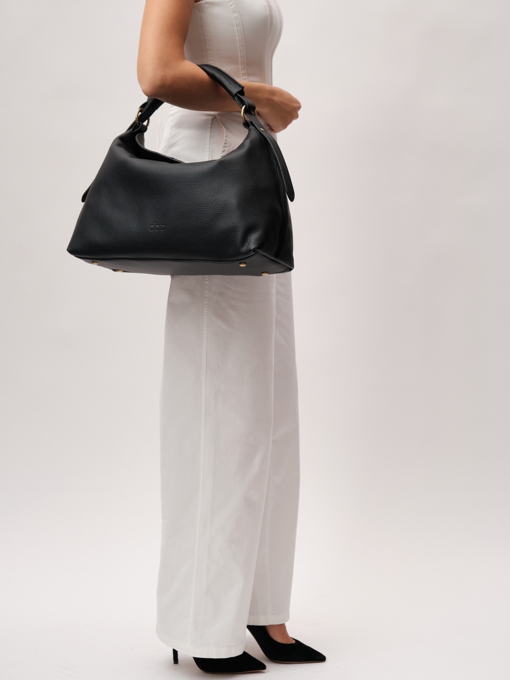 Кожаная сумка Andrea DBR 31374 черный