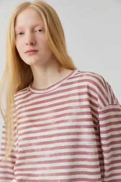 Топ с разрезами в розовую полоску из льна