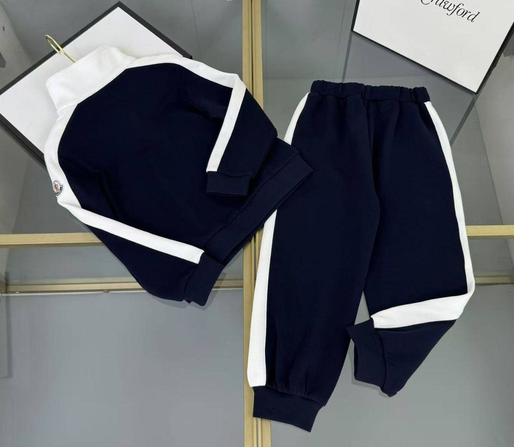 Детский спортивный костюм Moncler