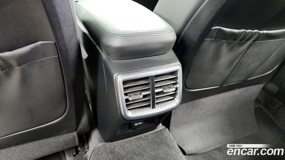 Kia K5 (Optima) 3 Generation 2.0 (05.2020)