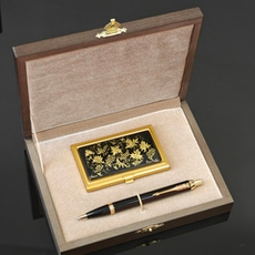 Подарочный бизнес-набор "Золотой виноград" №1 (визитница персональная, ручка Parker) в футляре