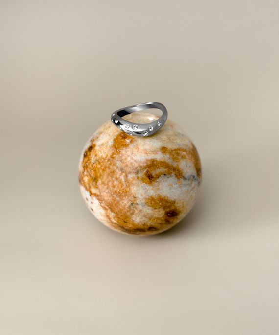 Кольцо Сэле