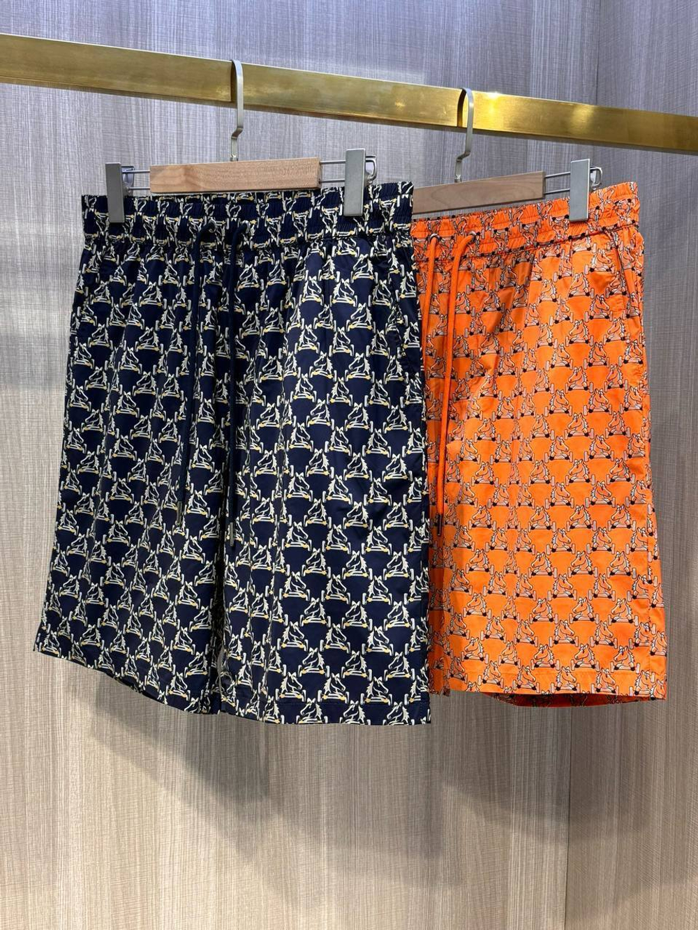 Шорты Hermes
