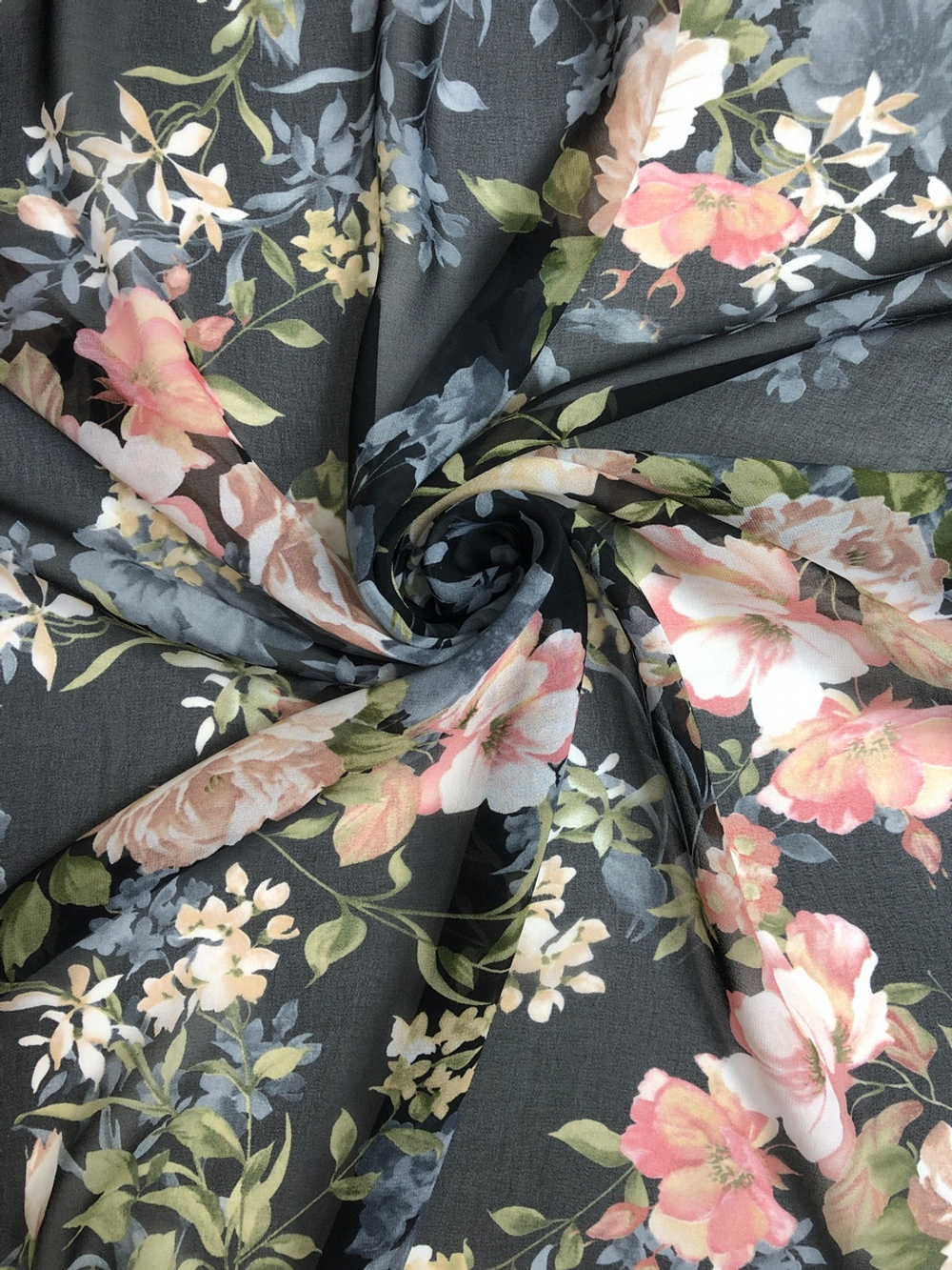 Шифон принт, розы беж/серый на черном Julia