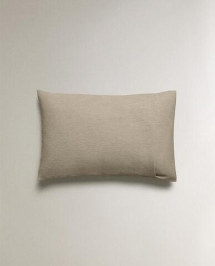 ZARA HOME ОДНОТОННАЯ НАВОЛОЧКА, ПЕСОЧНЫЙ