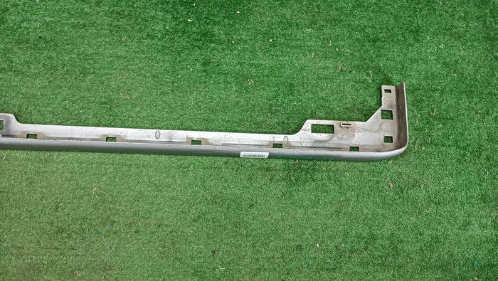 Накладка подножки правая Toyota Land Cruiser Prado (2009-н.в.)