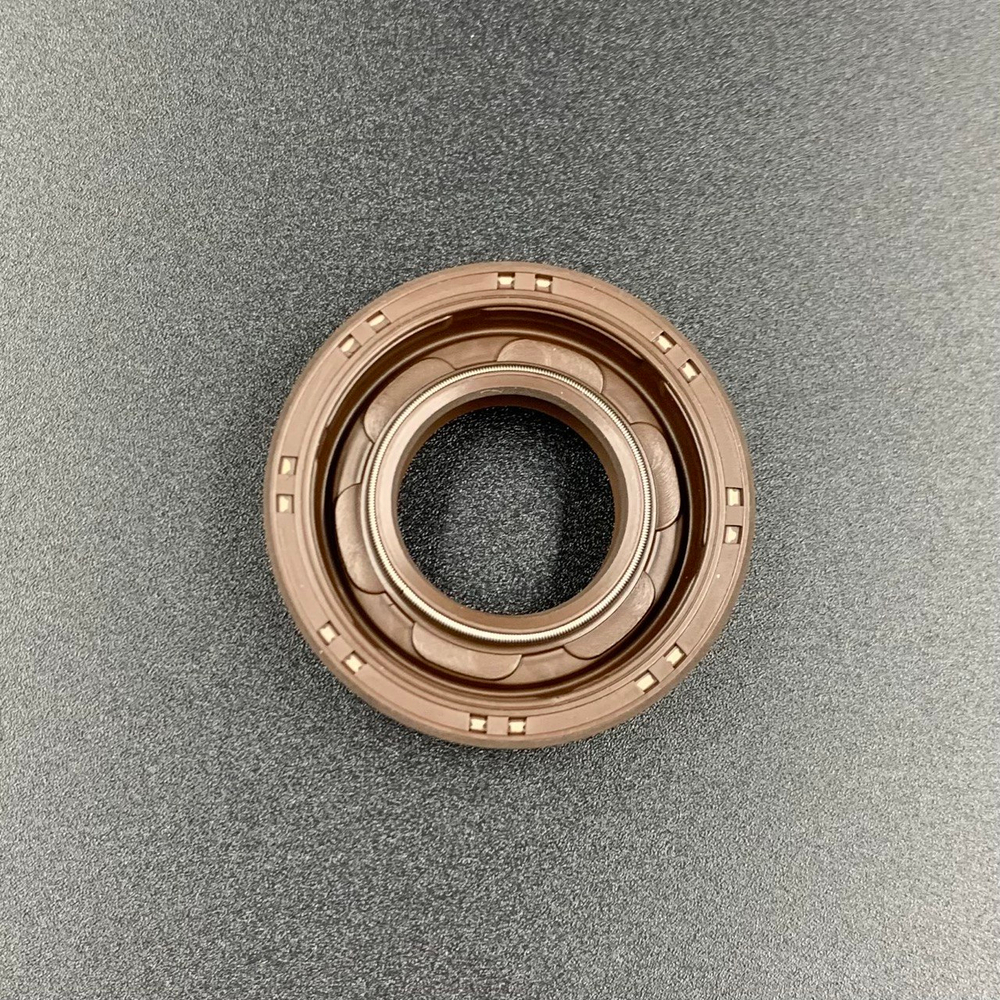 Сальник Yamaha (93103-18011) (16.7x32.2/35.3x8.8) (Yamaha)