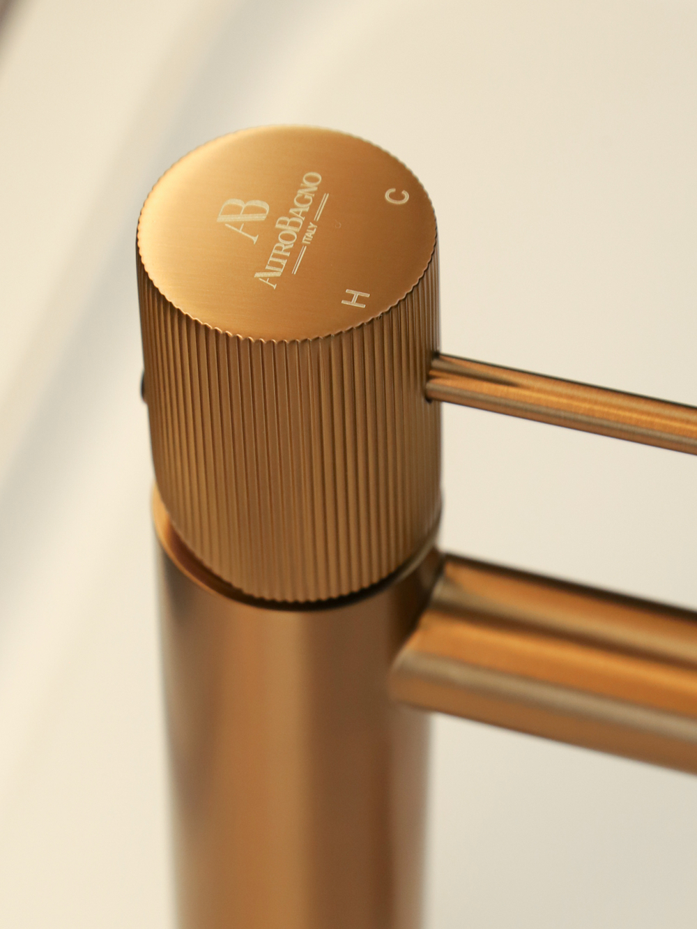 Смеситель для раковины AltroBagno Bilancia 0144 BC