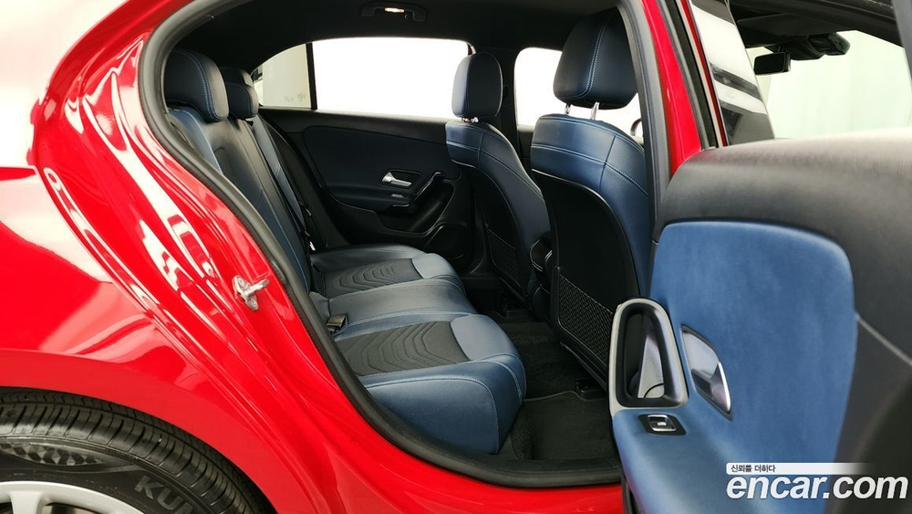Mercedes-Benz A-Class W177 A220 Hatchback (09.2019)