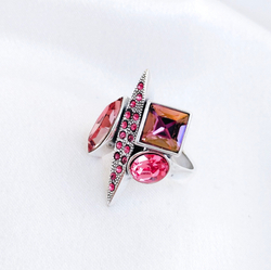 "Сенсация"  кольцо в серебряном покрытии из коллекции "Подиум" от Jenavi