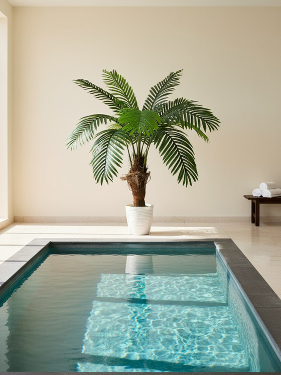 Пальма искусственная финиковая 130см в кашпо