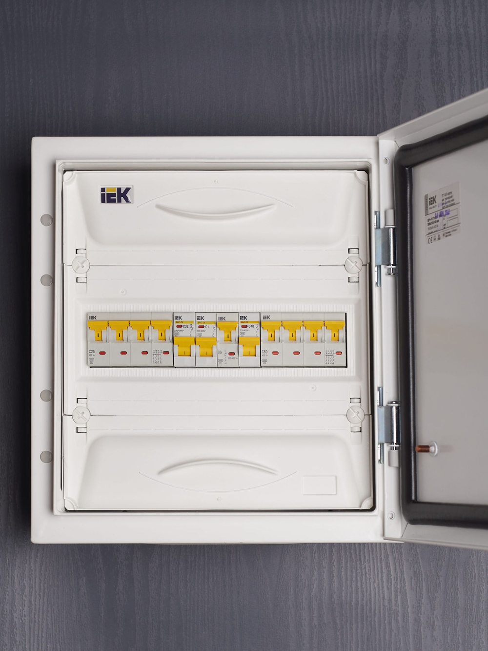 KARAT Автоматический выключатель ВА47-29 1P C 1А 4,5кА IEK