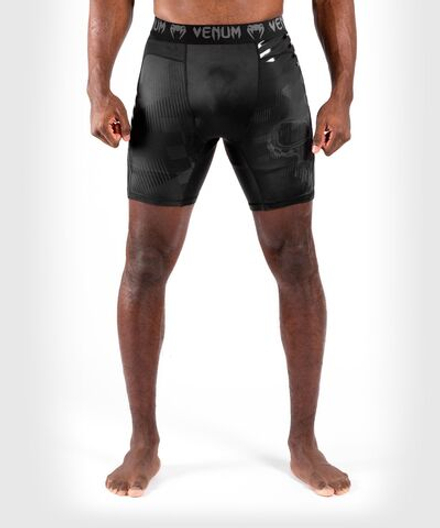 Компрессионные шорты Venum Skull Vale Tudo Shorts Black/Black
