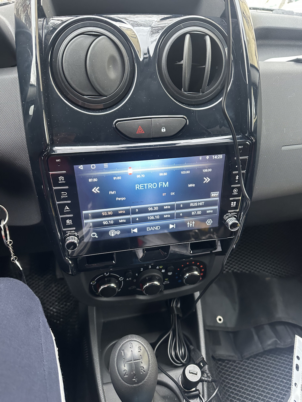 Магнитола для Renault Duster 2015-2020, Lada Largus 2021+ - Carmedia OL-9115-2 (кнопки и крутилки), Android 12, TS10, CarPlay, 4G SIM-слот