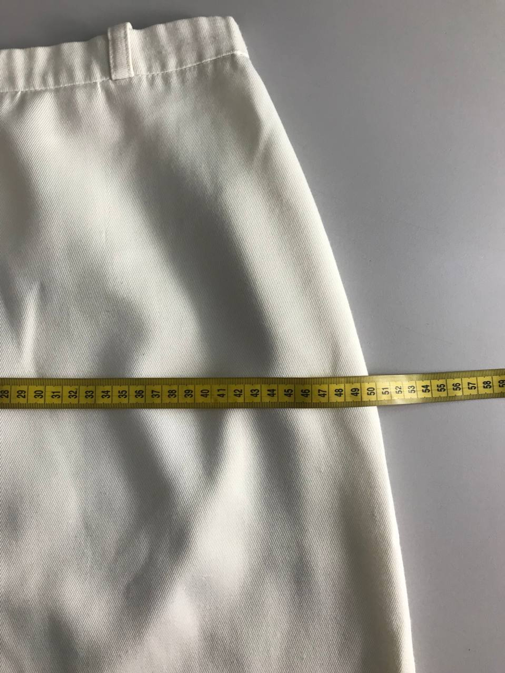 Юбка прямого кроя, визуально на 46 размер