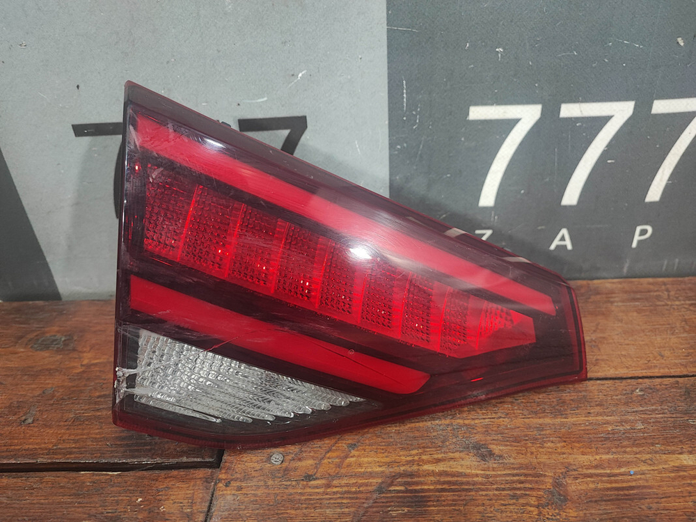 Фонарь задний левый LED Kia Rio 4 X-Line 17-20 Б/У Оригинал 92403H0300