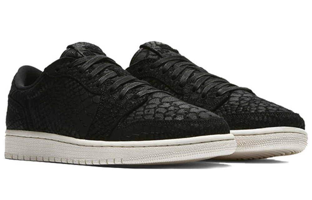 Кроссовки Jordan Air Jordan 1 Retro Low Ns (Женская размерная сетка)
