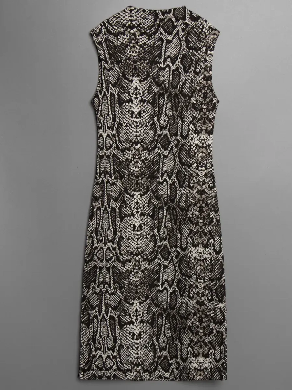 Платье для девочки летнее без рукавов