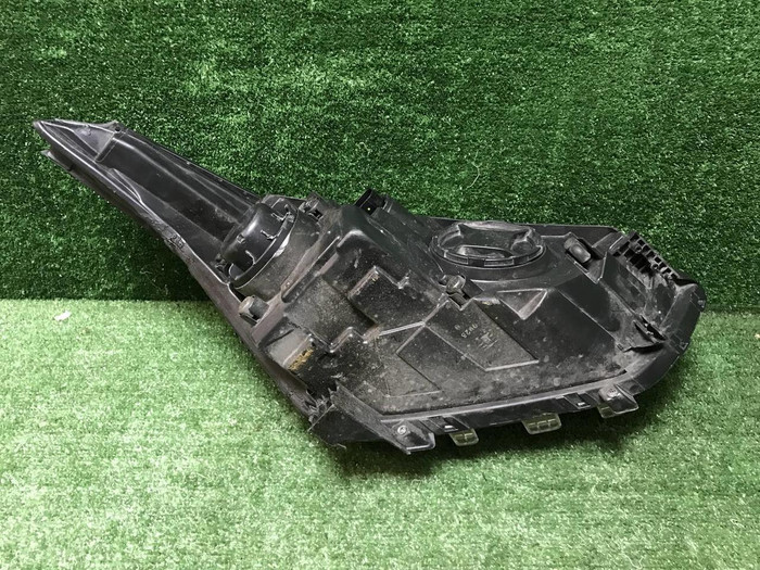 Фара левая Hyundai Creta 1 (20-21) галоген