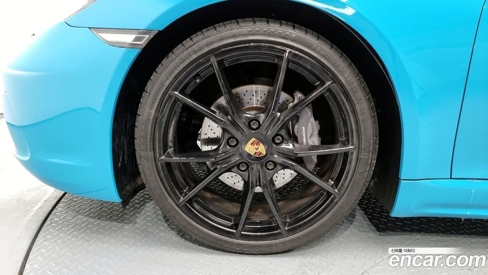 Porsche 718 Boxster 2.0 (11.2020)