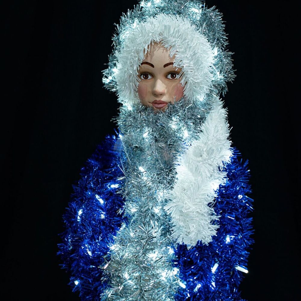 Светодиодная фигура "Снегурочка Искристая"