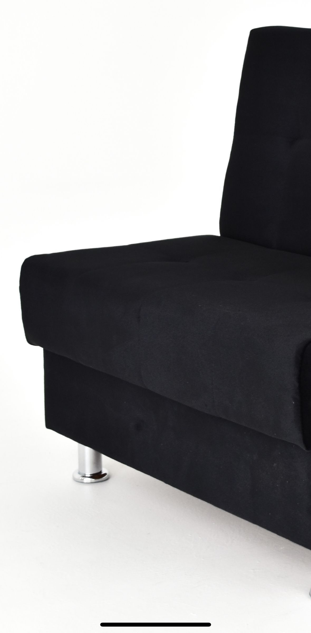 Стильный компактный диван Фабрики ОНИКС из практичного и износостойкого материала с оригинальным дизайном, вместительным ящиком для хранения, мягким наполнителем для дома, дачи и офиса