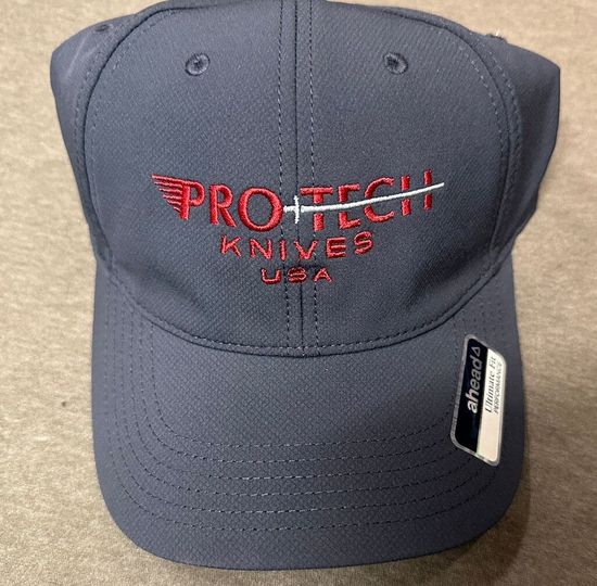 Бейсболка синяя с красной надписью PROTECH KNIVES