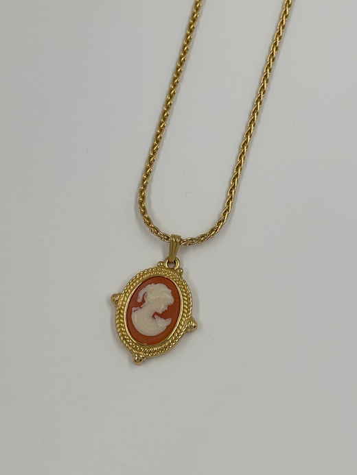 Кулон Камея Burberrys