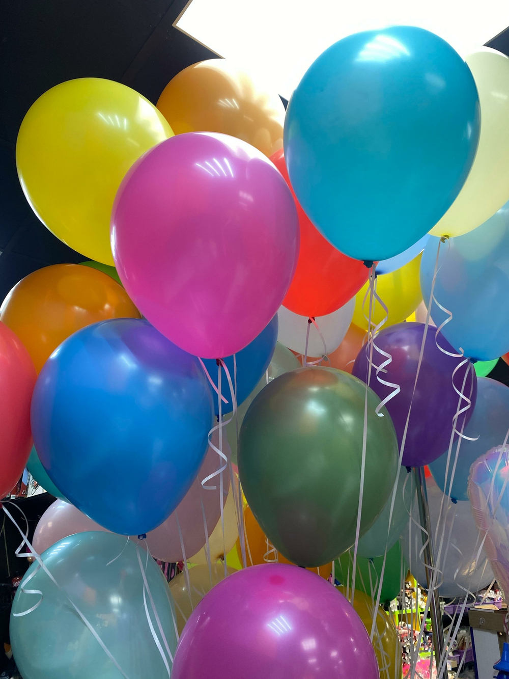 АКЦИЯ! 30 гелиевых шаров