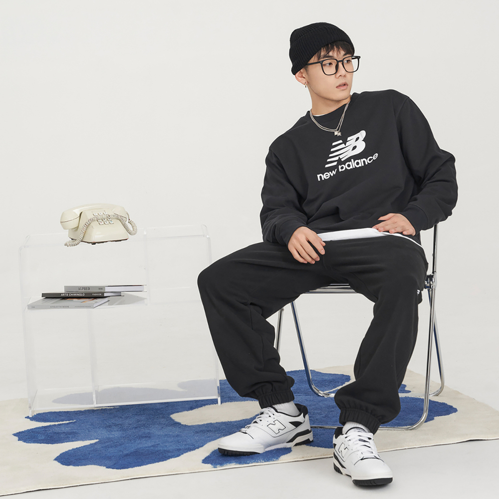 Толстовка New Balance Logo, AMT31538-BK